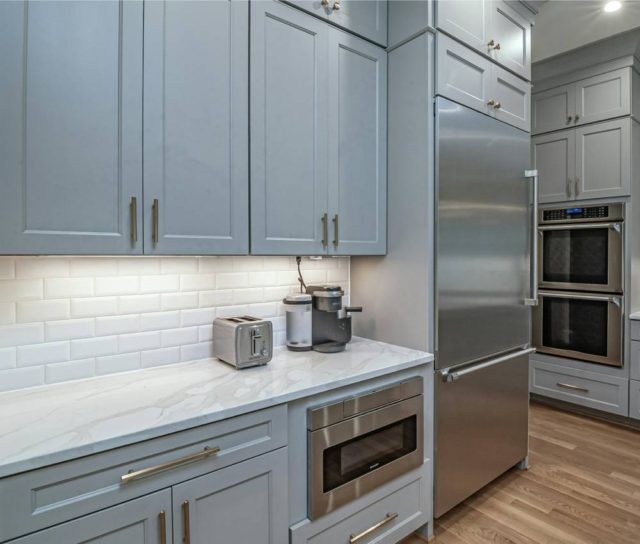 a-beautiful-design-of-a-kitchen
